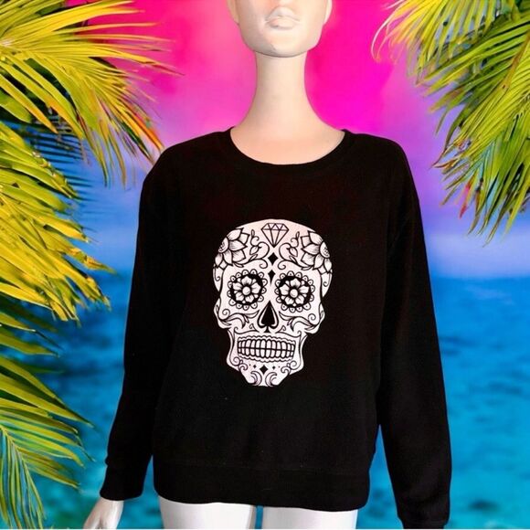 No Boundaries Top Black/White Sugar Skull Cozy Sweatshirt Junior’s L 11-13 - Picture 14 of 16